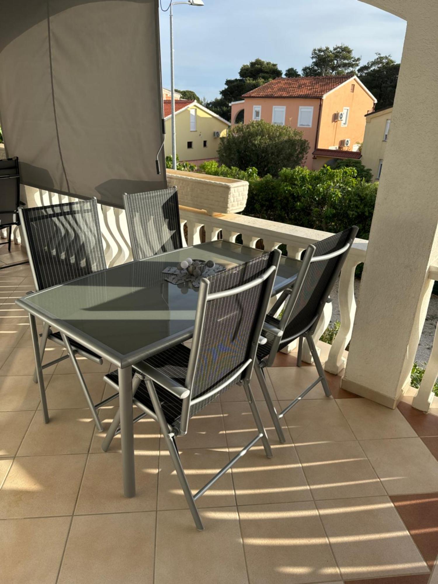 Apartman J&B Apartment Vir Exterior photo